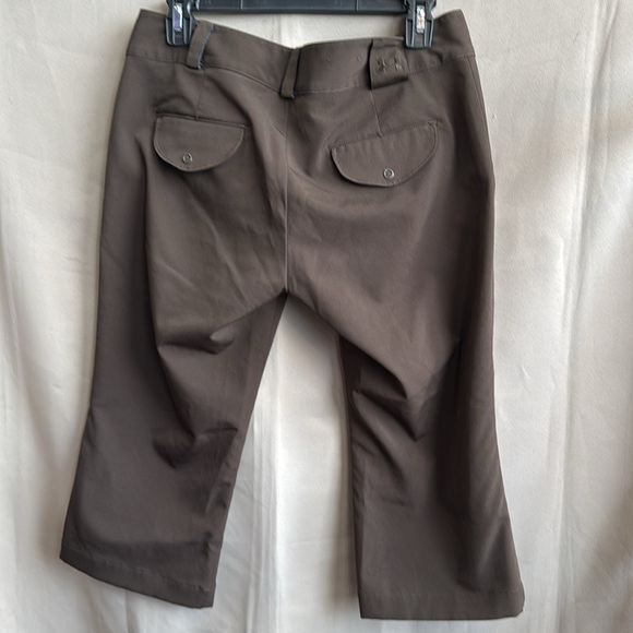 UNDER ARMOUR Performance Golf Capri Crop Pants 8/10 - Picture 4 of 4